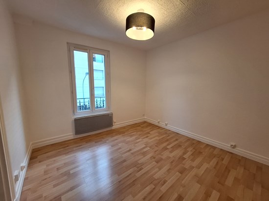 Studio à Joinville-le-Pont- REFAIT NEUF