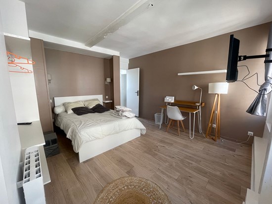 Chambre dans appartement en colocation - 4 pièces
