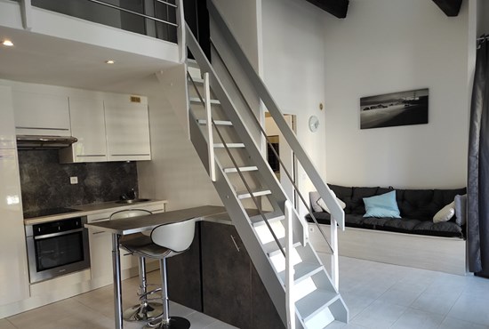 A Louer Studio meublé Vallauris