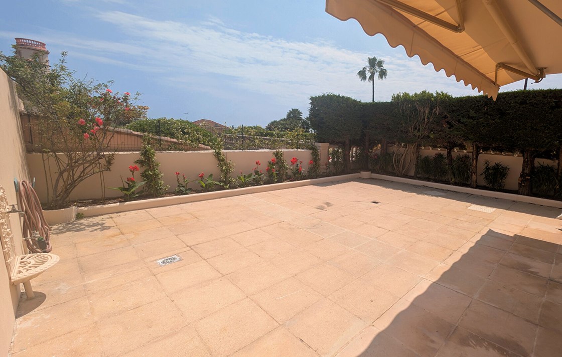 Le Golfe Juan 2 pièces 44 m² + 74m² de terrasse
