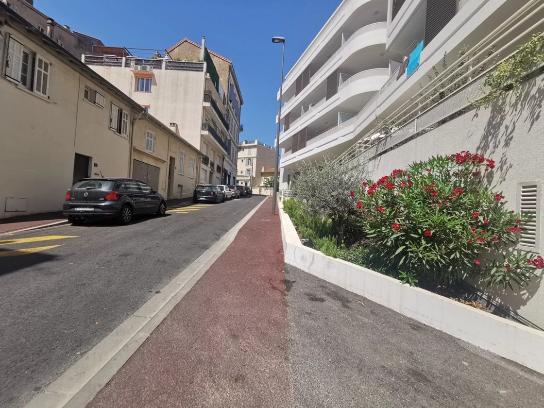 Place De Parking