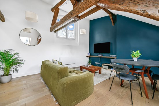 Dernier étage, lumineux - Appartement rénové par architecte - 48m² - Au coeur du quartier Latin