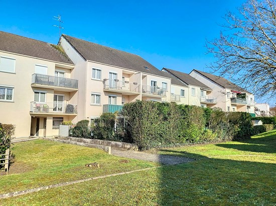 Appartement  4 pièces 79 m2 - Roissy En Brie