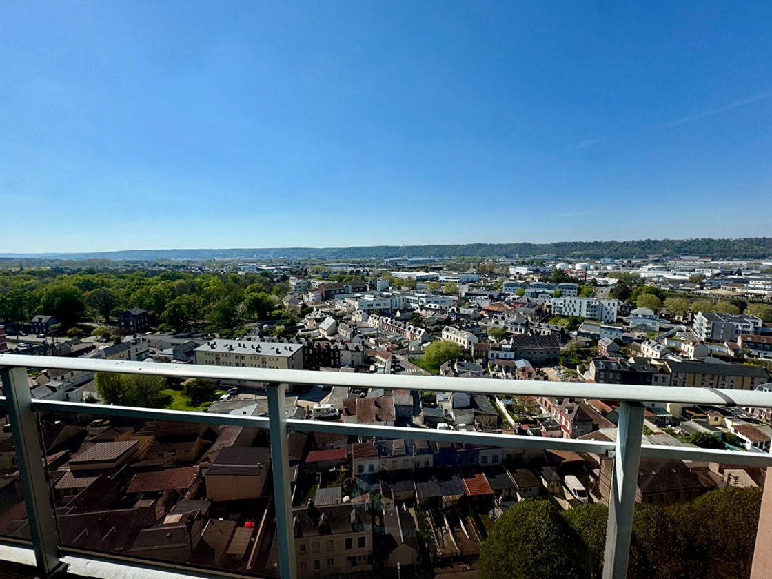 T3 avec balcon et vue dégagée - Centre-ville du Petit-Quevilly