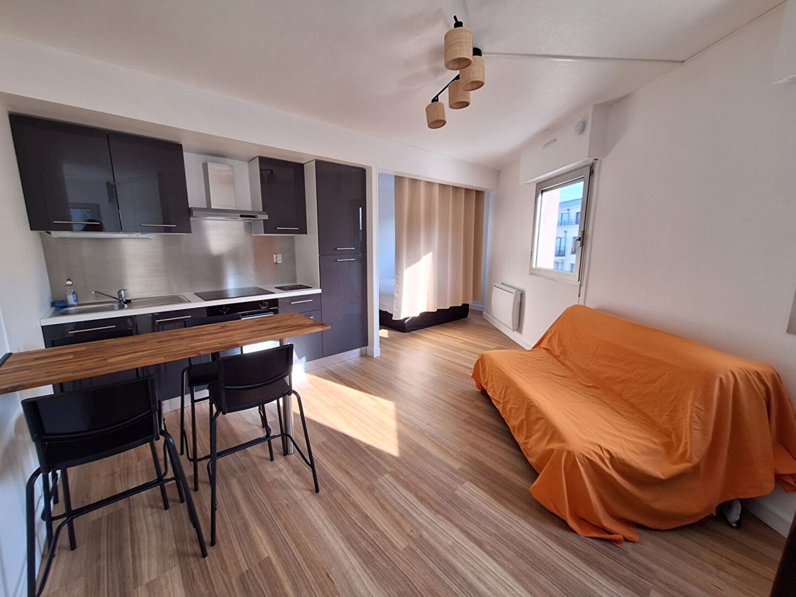 Appartement 1 pièce 30 m2 - Saint Maur Des Fosses