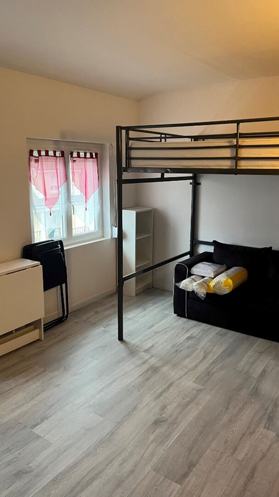 Appartement Saint Etienne Du Rouvray 1 pièce(s) 18.30 m2
