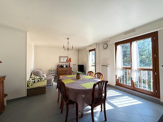 Appartement F3 de 75m2 avec garage, parking et cave à Rouen
