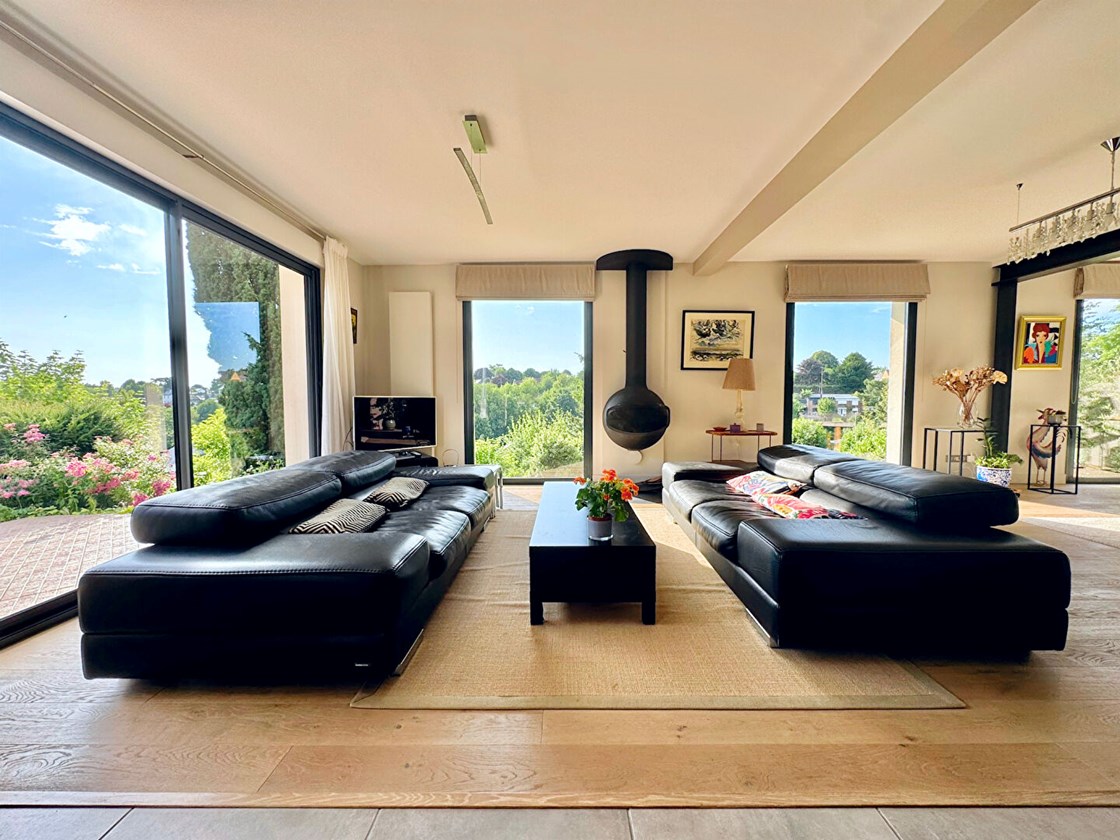 Maison 8 pièces de 220,80 m2 à Bois Guillaume