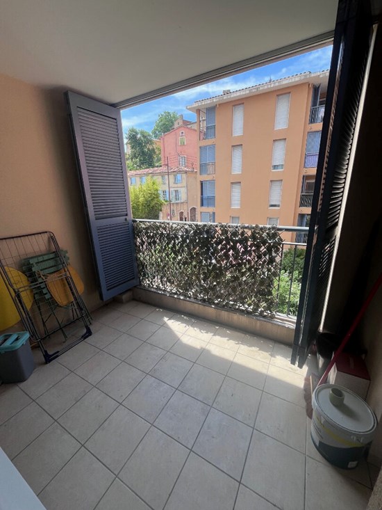 Très bel appartement meublé dans une résidence Calme