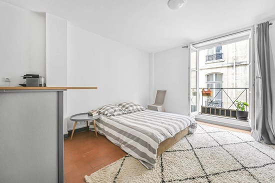 Rue du Temple - Grand studio - 2ème étage par ascenseur