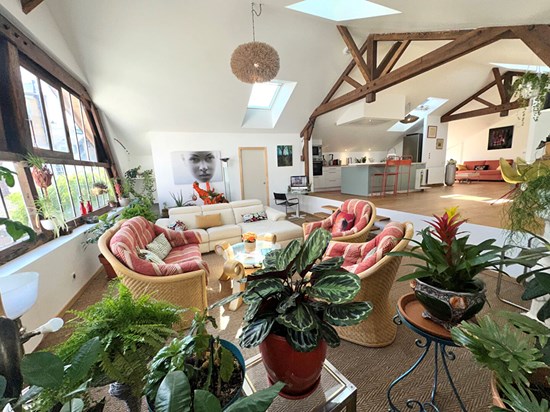 MAISON DE 250 M2