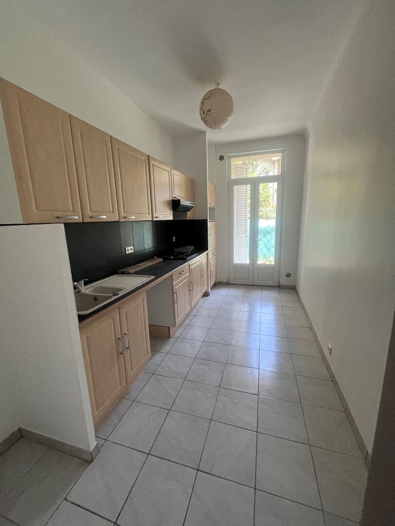 Appartement Grasse 3 pièce(s) 79.28 m2