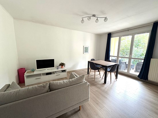 Appartement Emerainville 2 pièces 44.88 m2 Balcon de 12m2