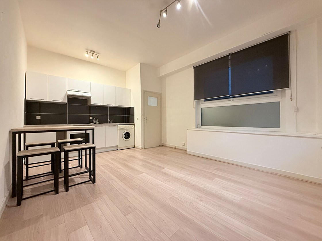 F2 situé quartier Préfecture de Rouen + parking en option d'achat