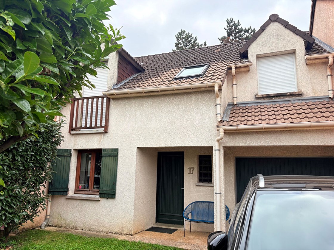 Maison 4 pièces à Ozoir-la-Ferrière.