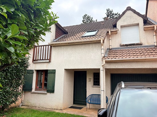 Maison 4 pièces à Ozoir-la-Ferrière.