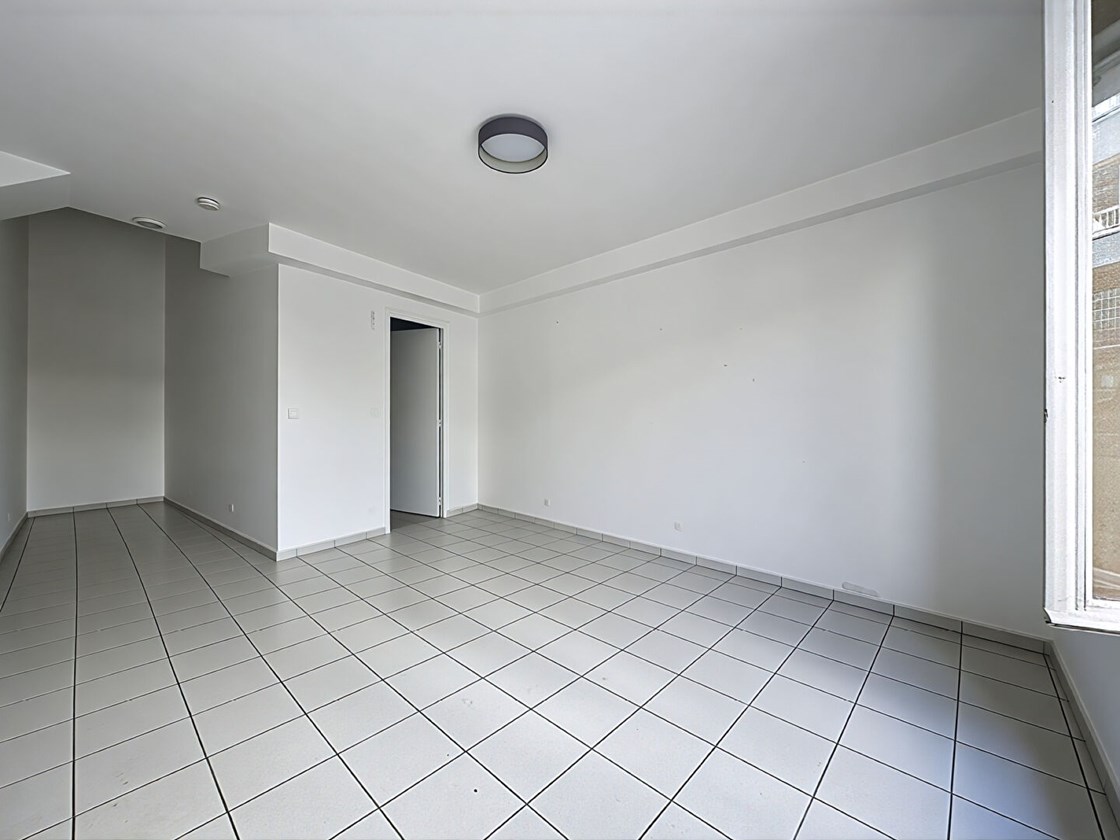 A rénover - Studio clair