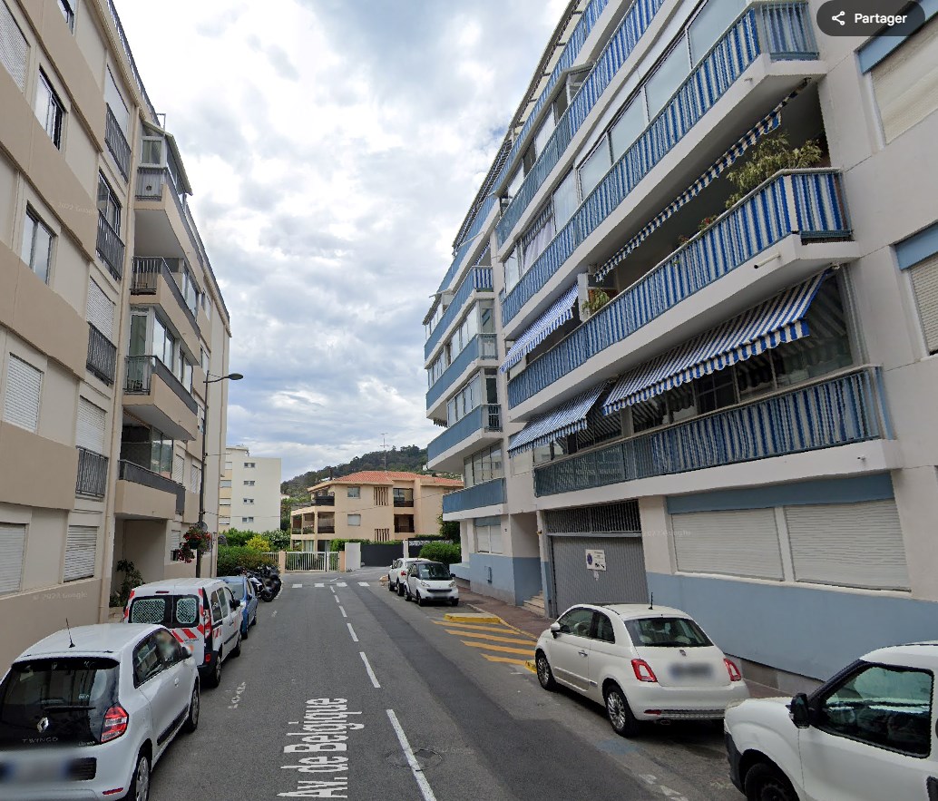 Parking / box Le Golfe Juan 14 m2