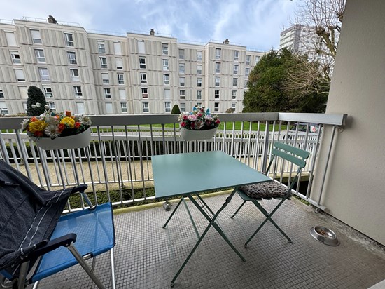 Appartement T2 avec balcon - Université / École Camus - Vue parc