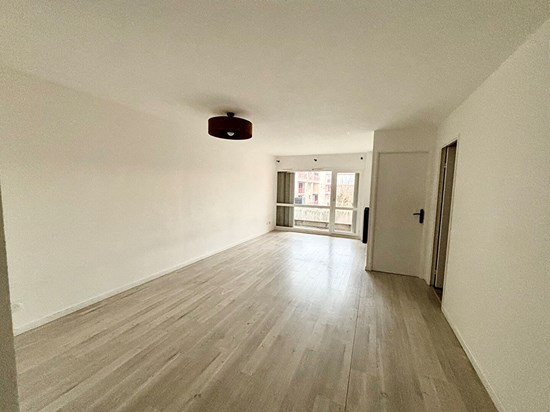 Grand 2 pièces 60 m² - Proche toutes commodités