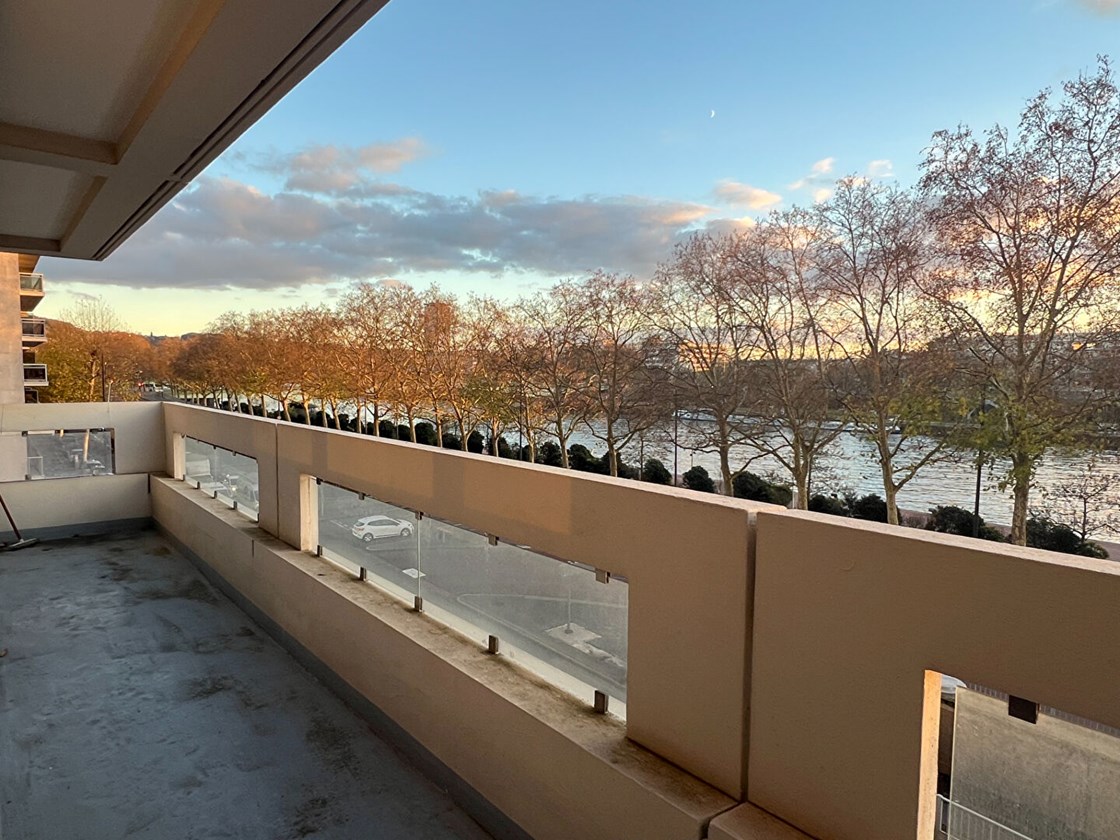 Appartement  3 pièces 72 m² avec vue sur la Seine