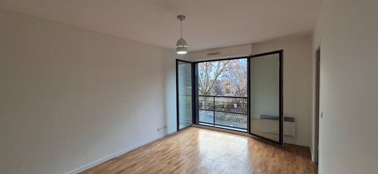 Deux pièces avec parking