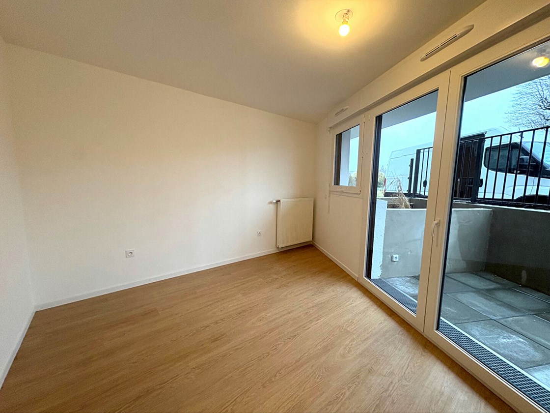 Studio neuf de 33 m² avec terrasse de 5m²
