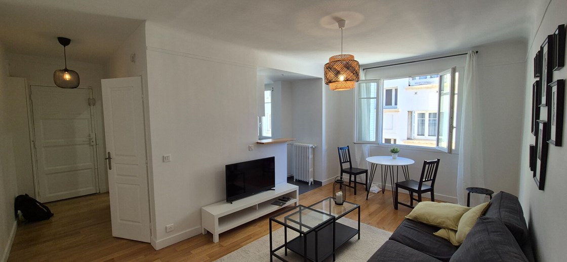 Deux pièces meublé