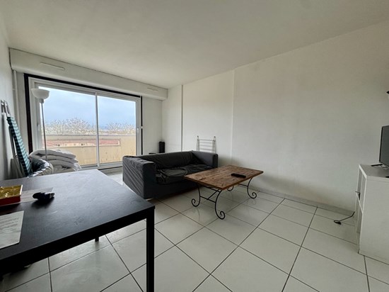 ROUEN - Chartreux / Saint-Clément - Appartement T4 avec balcon, ascenseur, box, cave, vue dégagée