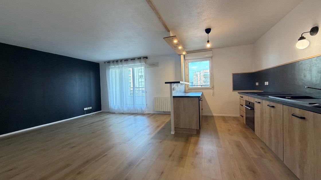 Rouen - Rive gauche - Superbe 3 pièces de 66m² en rez-de-chaussée