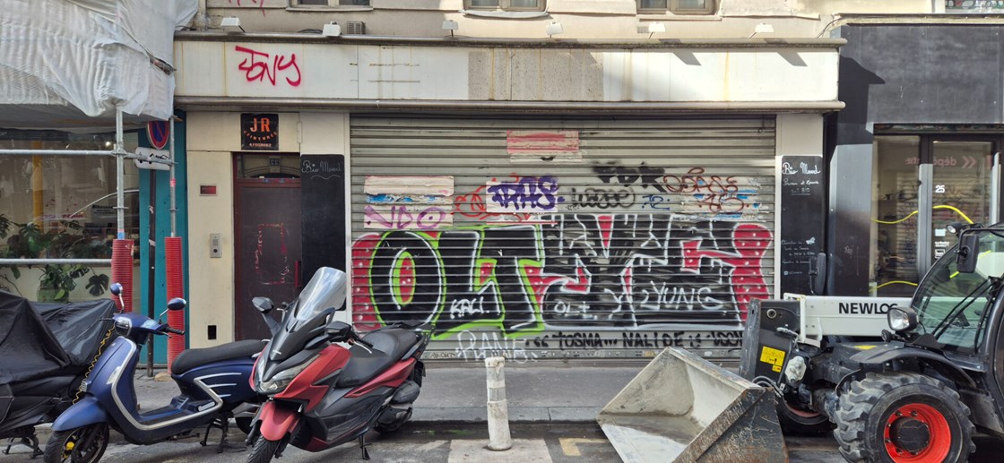 Local commercial à louer ? Quartier dynamique proche Voltaire / Saint-Ambroise