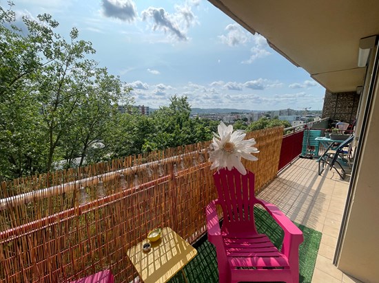 Appartement F3 de 73,29m2 avec cave, box de rangements et balcons