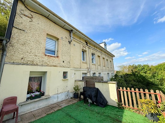 Immeuble de rapport de 207,72 m2 situé à Elbeuf