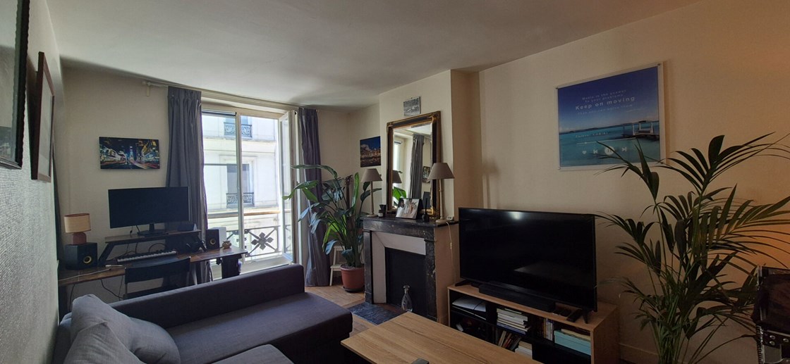 Deux pièces rue du Caire