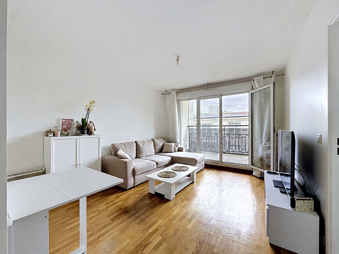 2 pièces lumineux avec balcon et parking en sous-sol - Choisy-le-Roi Centre