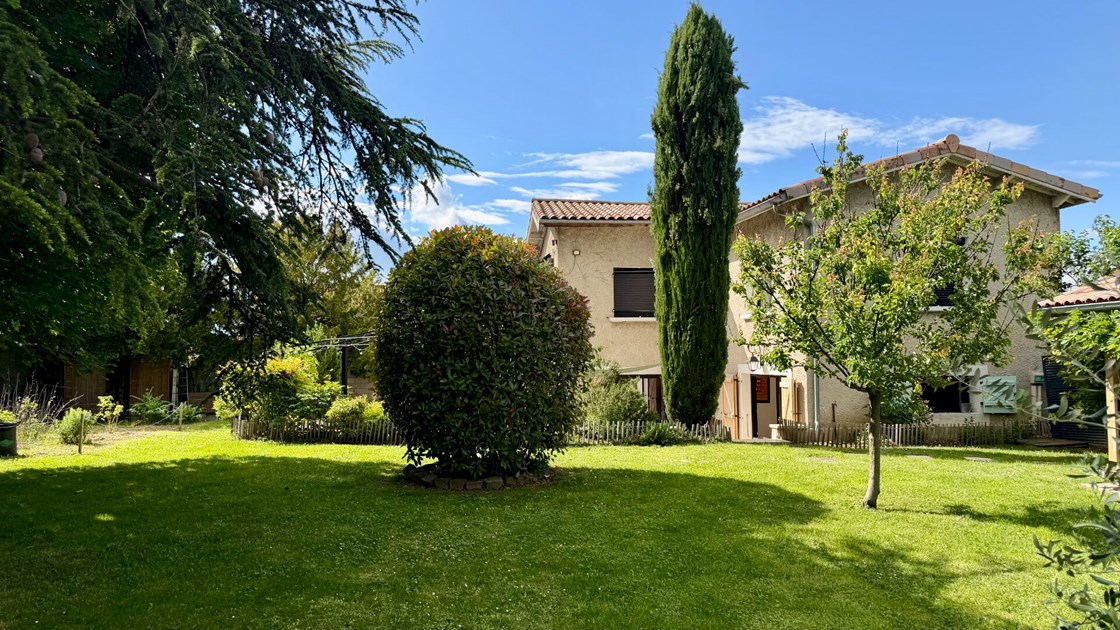 Maison individuelle familiale avec grand jardin - 4 chambres - Plein Sud