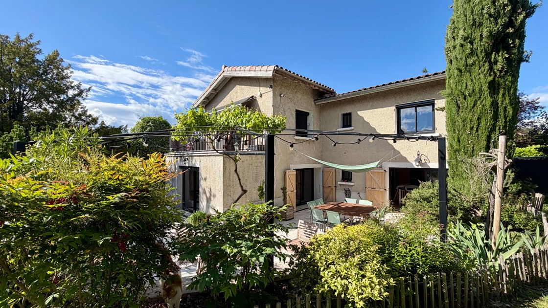 Maison individuelle familiale avec grand jardin - 4 chambres