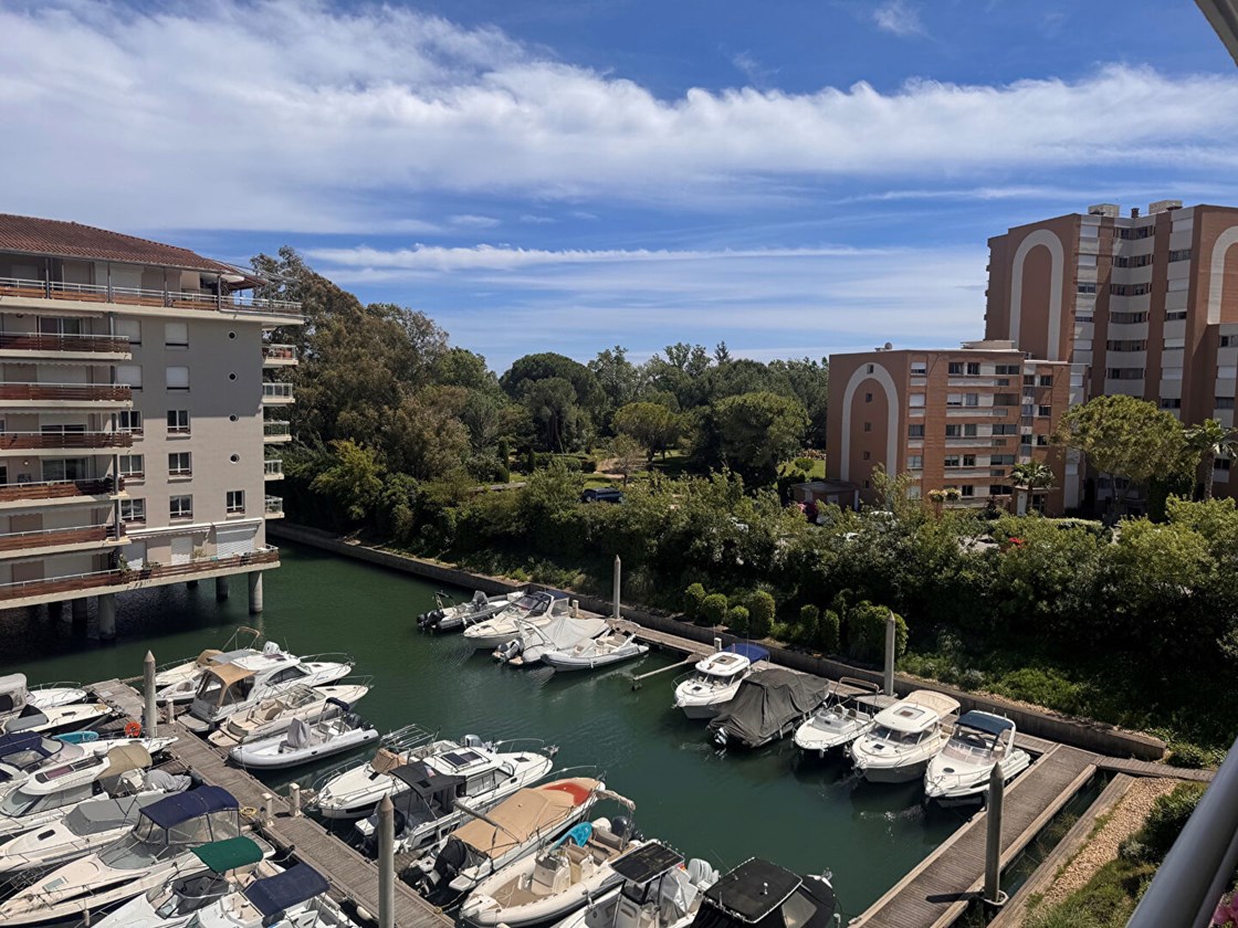 Appartement 4 pièces Mandelieu la Napoule résidence Marina Parc