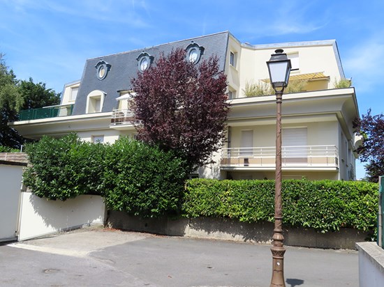 Appartement  3 pièces 98 m2 - La Queue En Brie