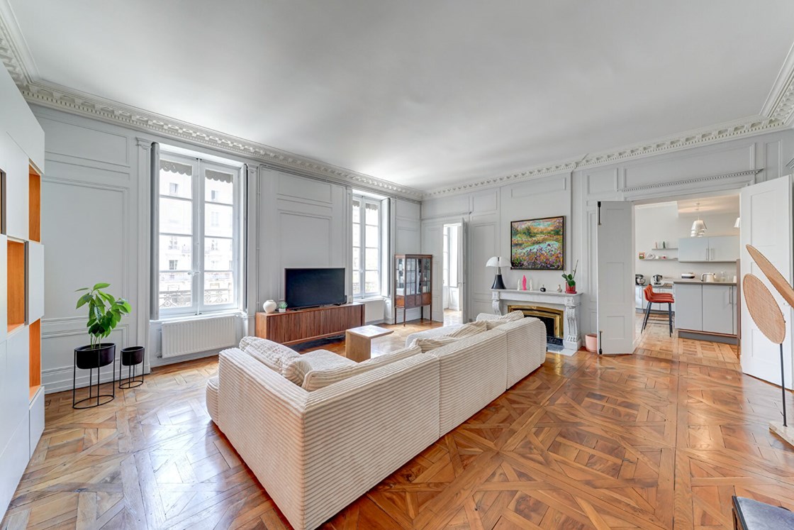 Appartement Lyon 5 pièce(s) 196 m2