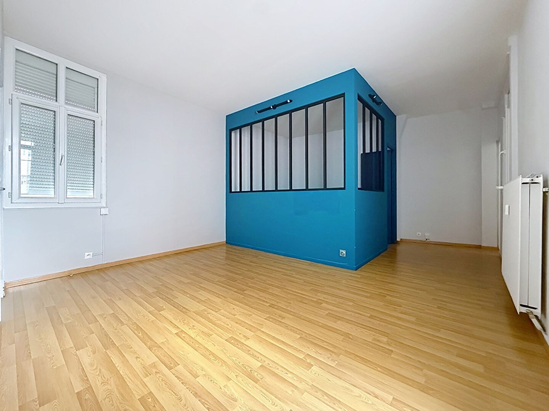 A vendre F1bis de 42m² avec cave - hyper centre Rouen