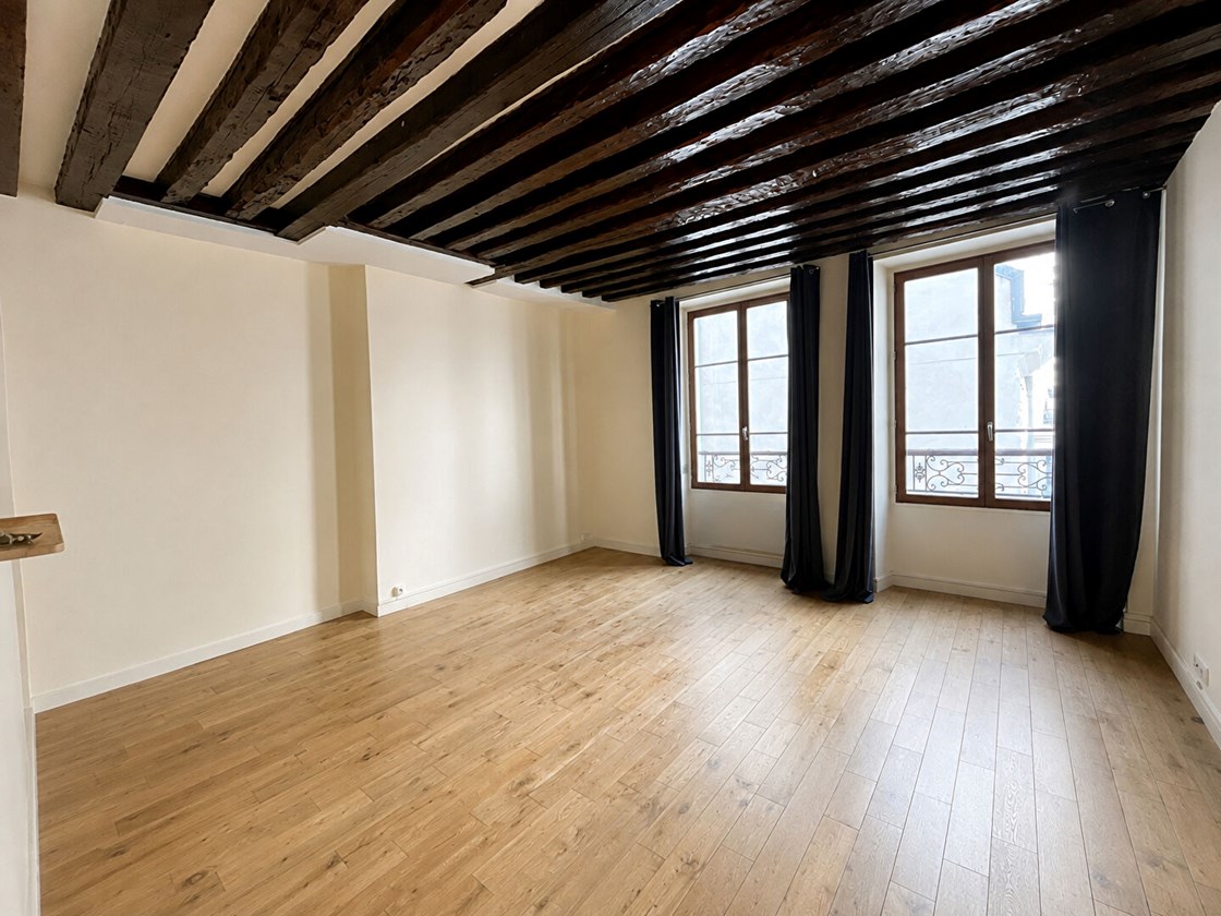Studio spacieux - Proche Grands Boulevards