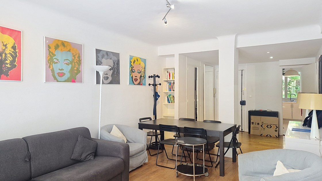 Grand trois pièces avec balcon