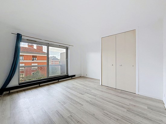 Boulevard de Picpus - Studio avec balcon, parking et cave