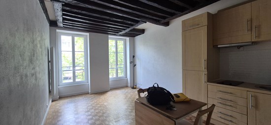 Deux pièces Beaubourg