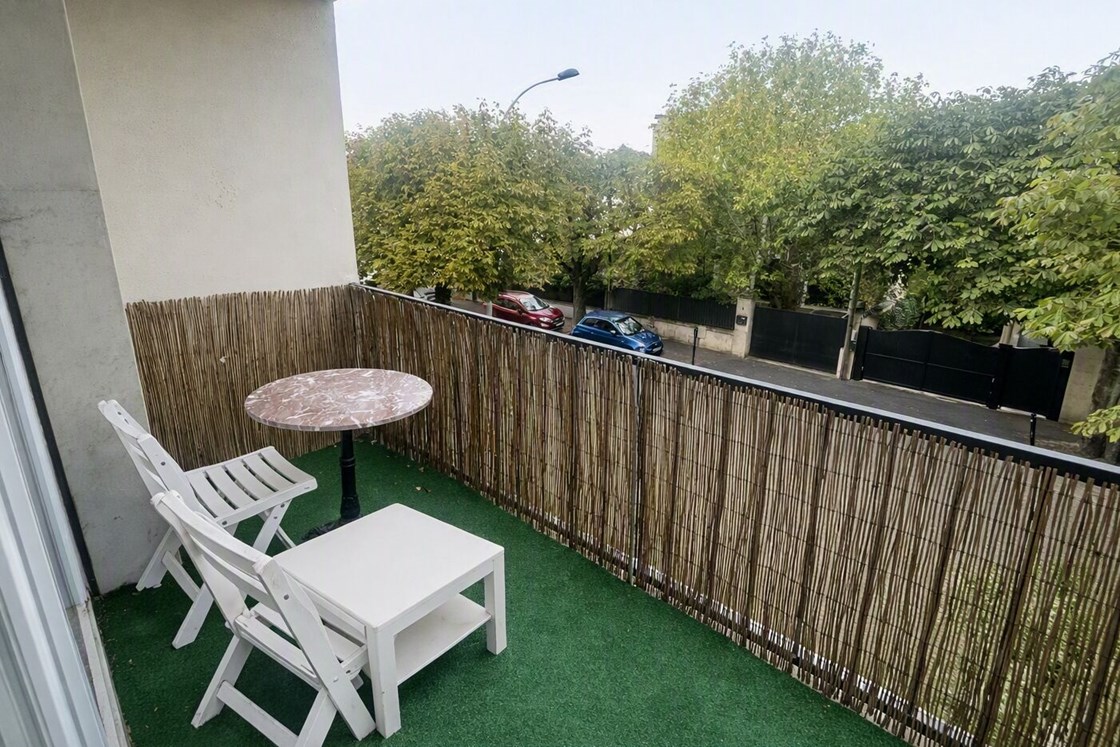 Charmant studio meublé