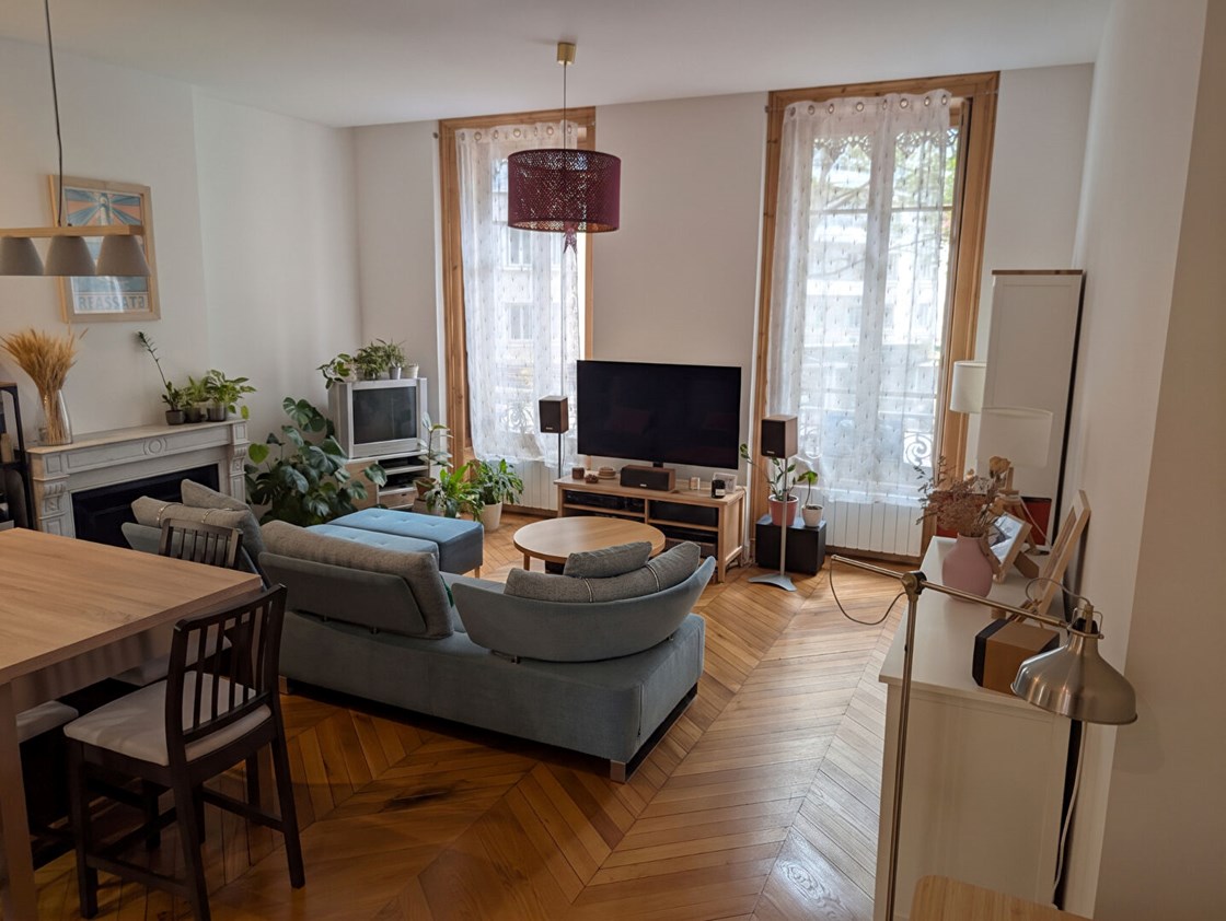 LYON 3 / COURS GAMBETTA | LE CHARME DE L'ANCIEN, LE CONFORT DU RÉNOVÉ