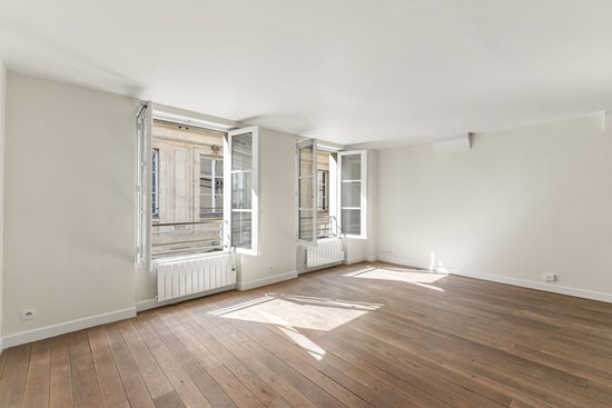Rue Chapon - Duplex rénové et climatisé au coeur du Marais