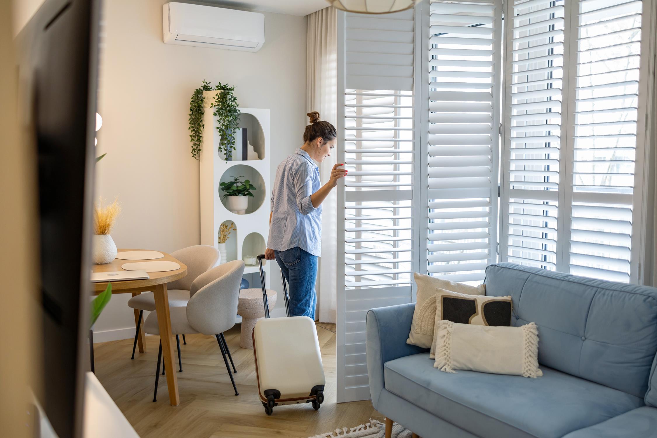 Airbnb en copropriété : règlement, interdiction et limites de la location saisonnière 