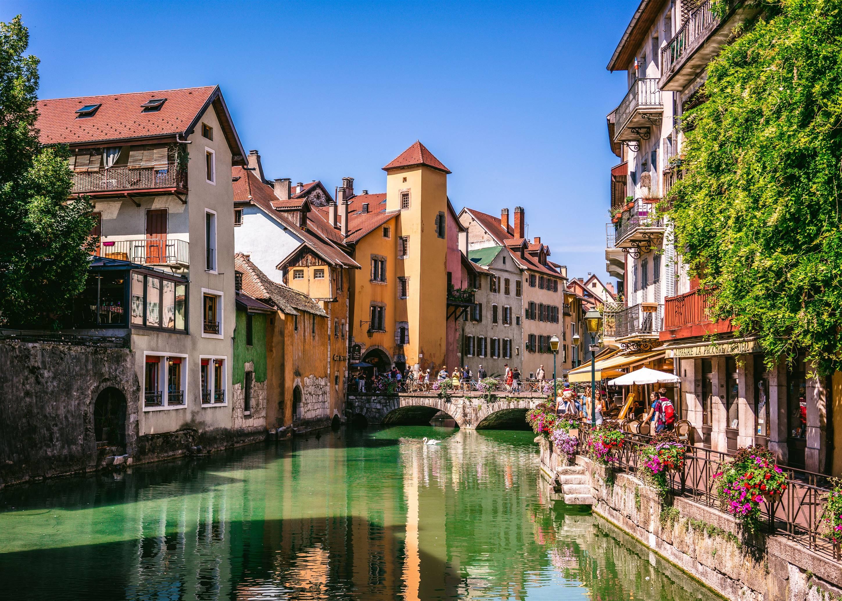 Que faire à Annecy en famille et alentours, au bord du lac ?
